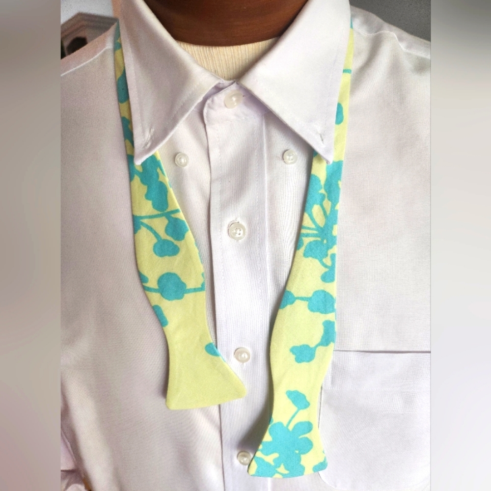 Yellow and Blue Cloth Bow Tie